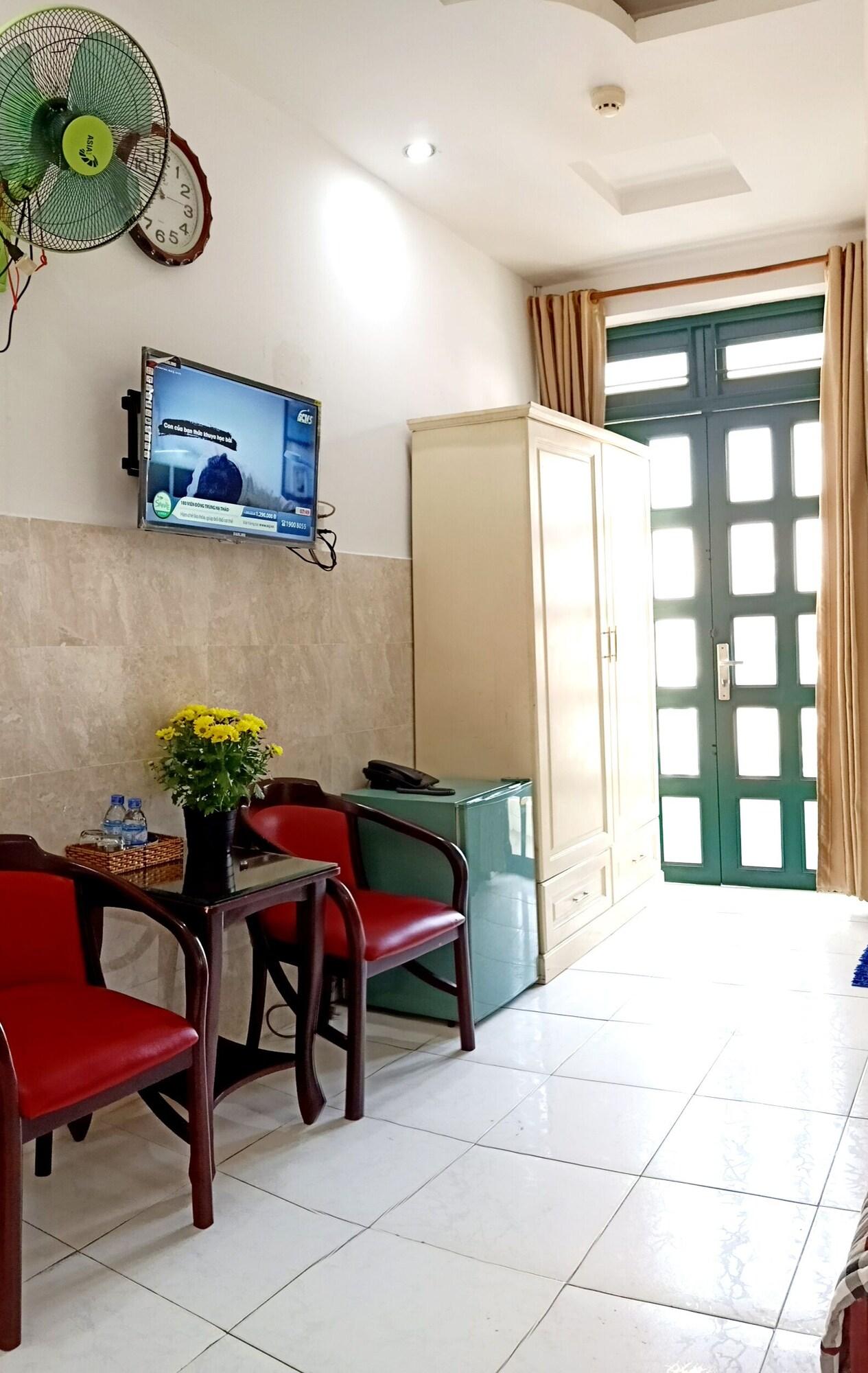 Lan Anh Hotel Ho Chi Minh City Exterior photo