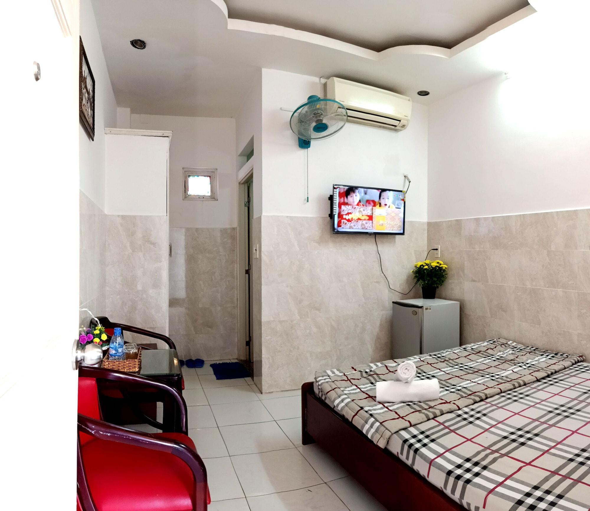 Lan Anh Hotel Ho Chi Minh City Exterior photo