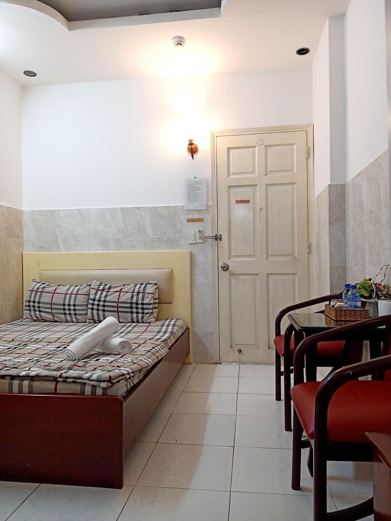 Lan Anh Hotel Ho Chi Minh City Exterior photo