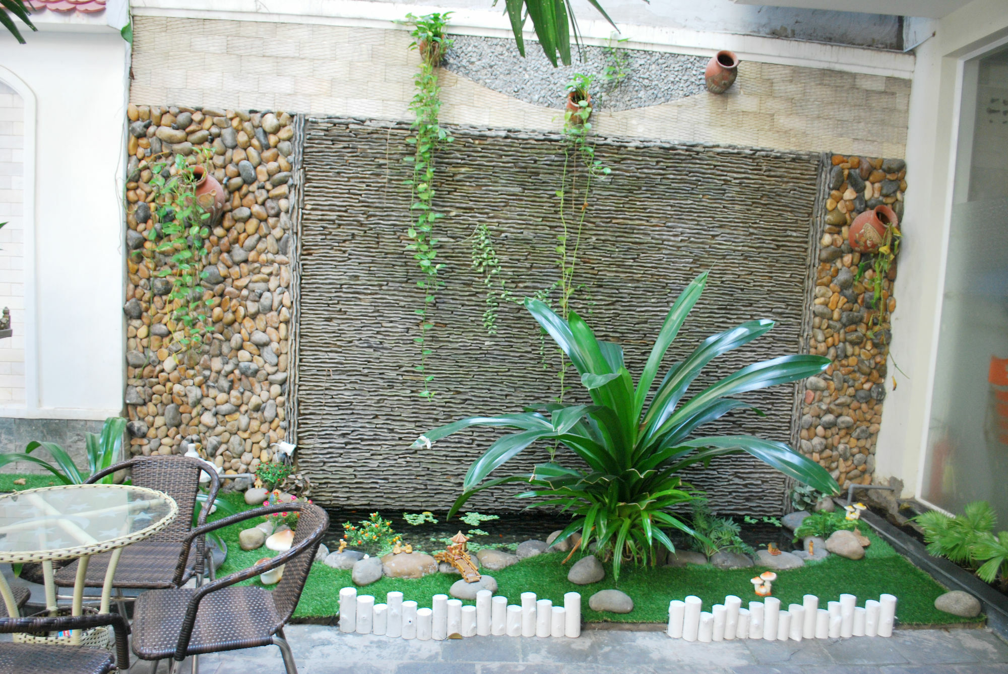 Lan Anh Hotel Ho Chi Minh City Exterior photo
