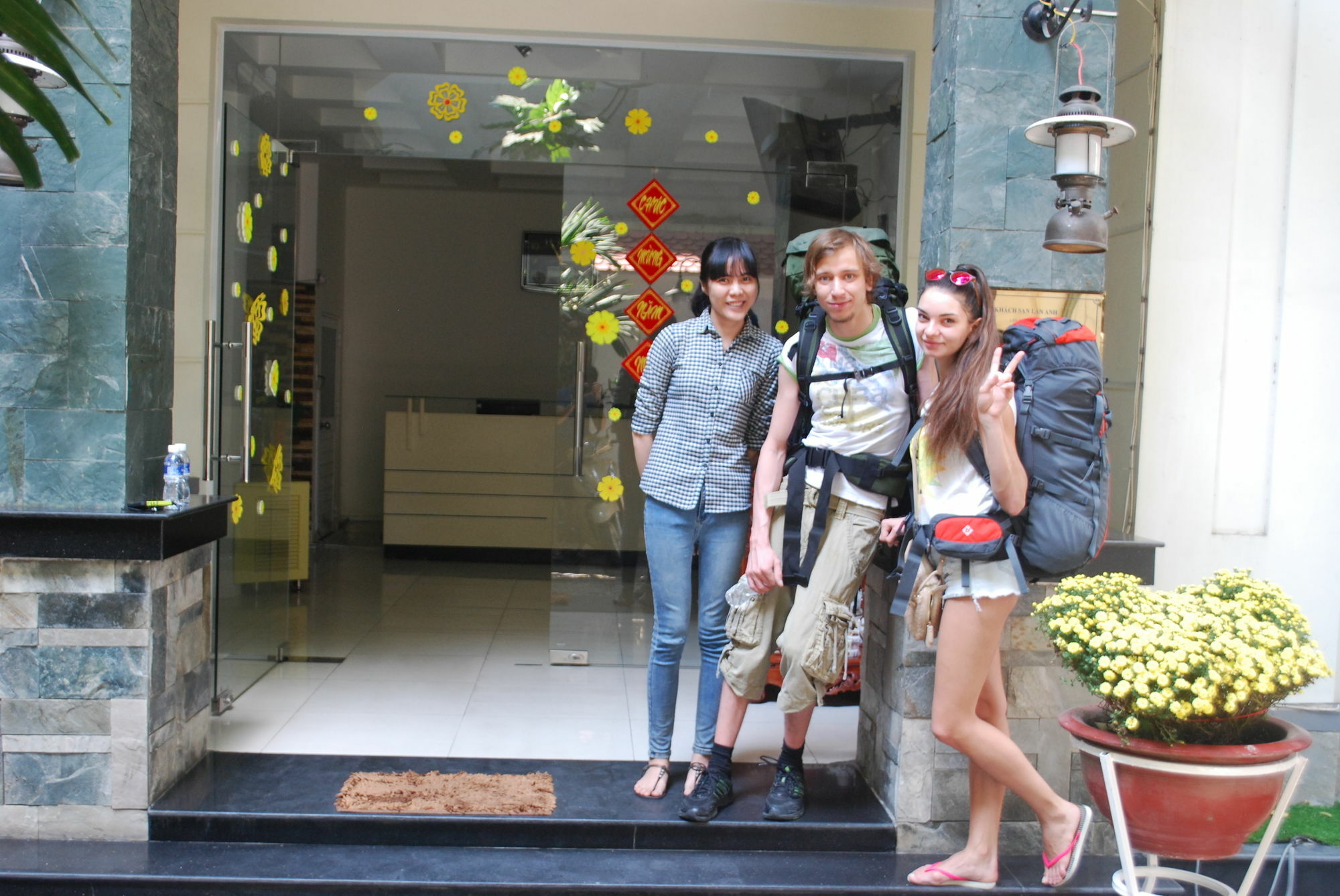Lan Anh Hotel Ho Chi Minh City Exterior photo